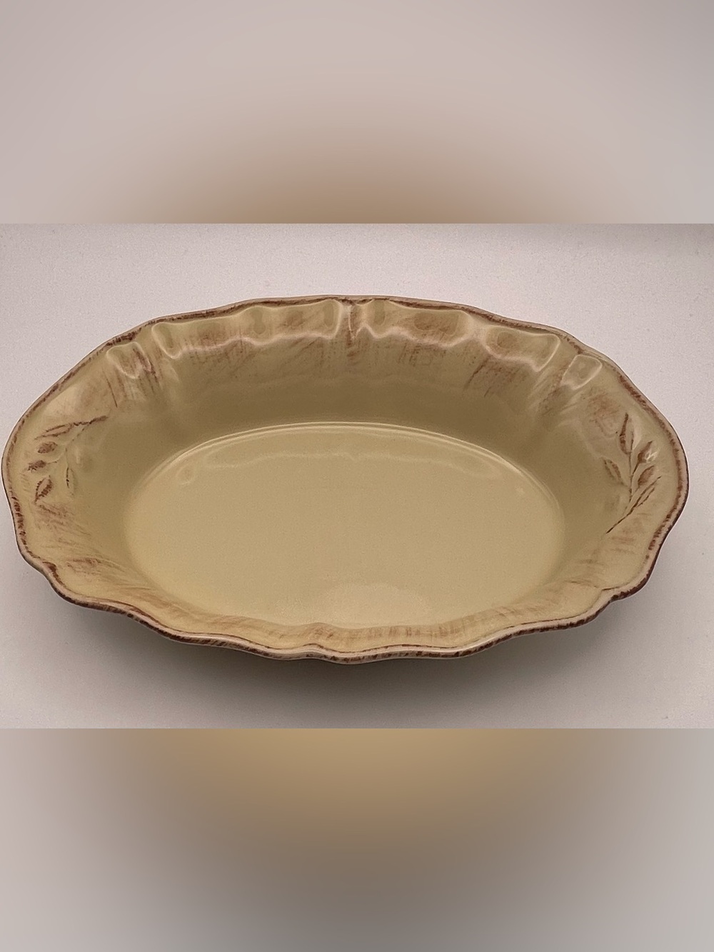 Grestel Portugal Stoneware Oval Baker Cream Scalloped Rustic 10”
